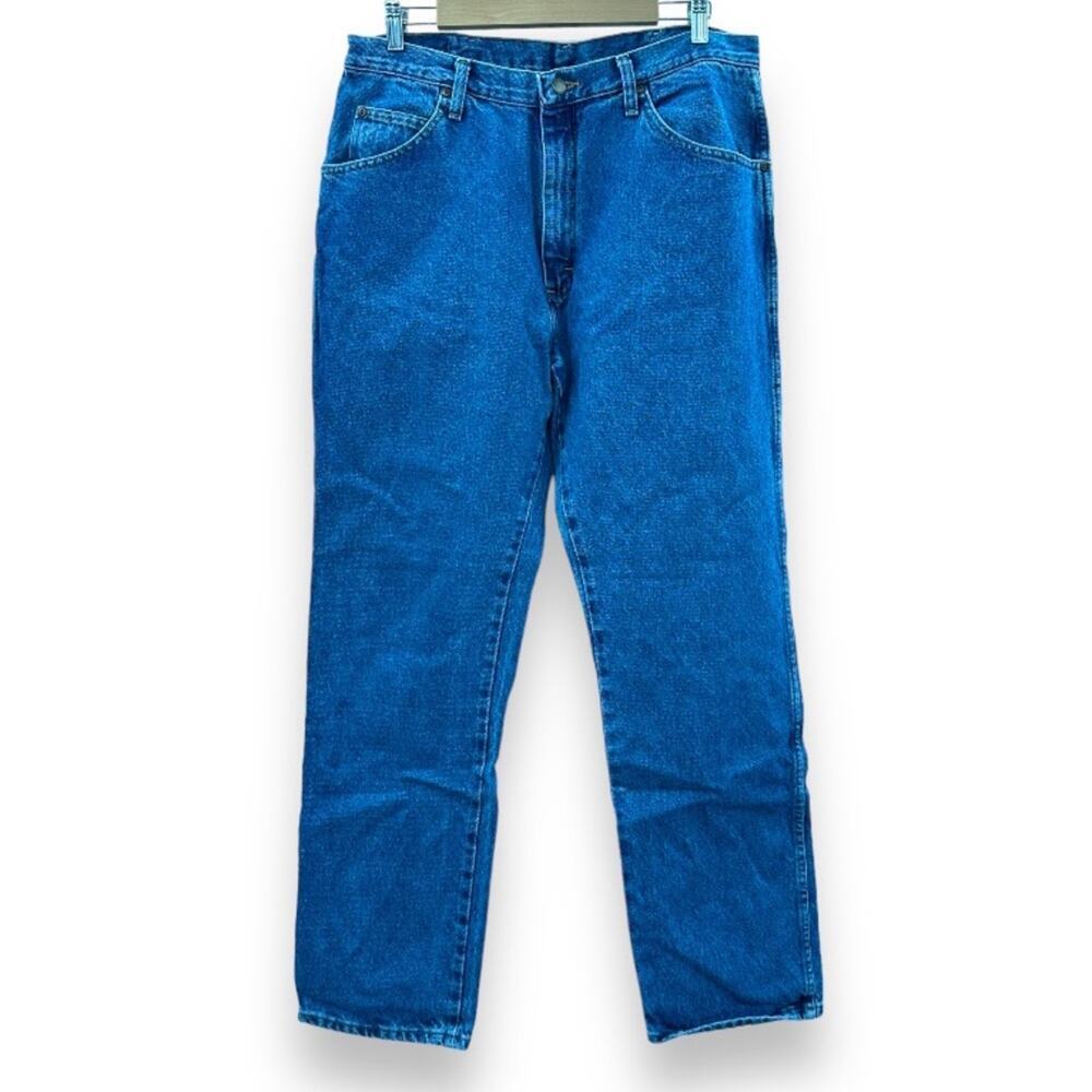Wrangler Medium Wash Mid Rise Straight Leg‎ Work Jeans Size 36 x 32